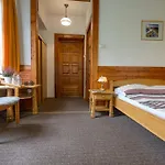 Lipowy Dwor Pensionat