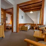 Lipowy Dwor Pensionat