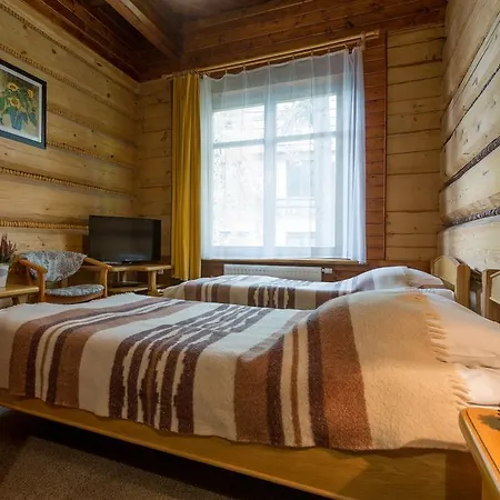 Lipowy Dwor Gasthuis *