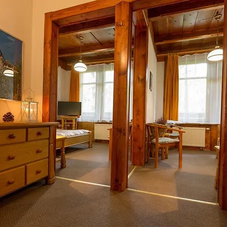 Lipowy Dwor Gasthuis Zakopane