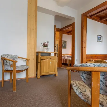 Lipowy Dwor Gasthuis Zakopane