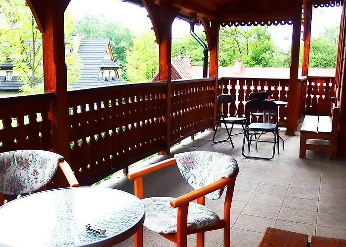 Lipowy Dwor Gasthof *