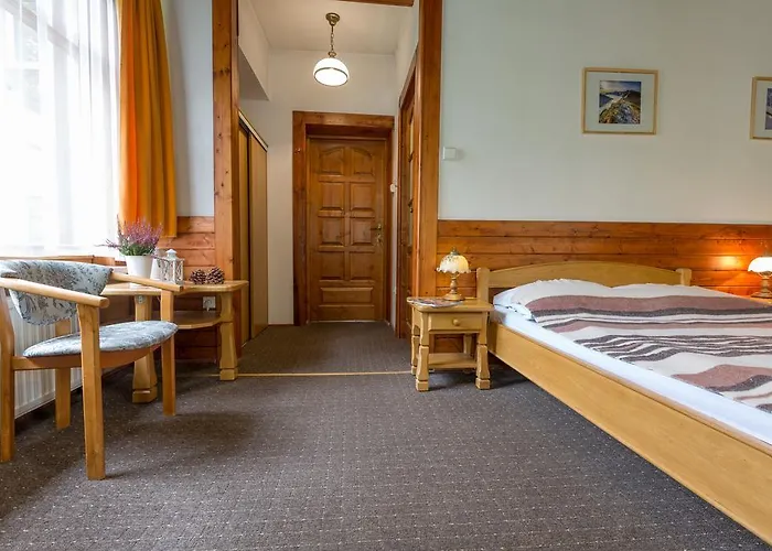 Lipowy Dwor בית הארחה