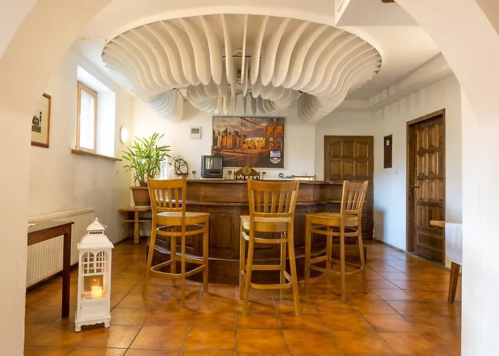 Lipowy Dwor בית הארחה זקופאנה